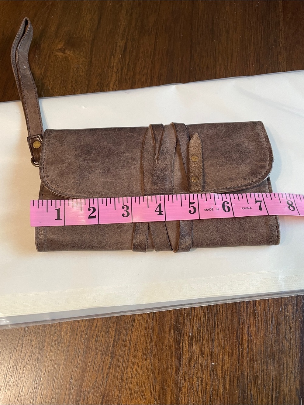 Idyllwind Brown Leather Fold-Over Wristlet Clutch wallet - Picture 8 of 9